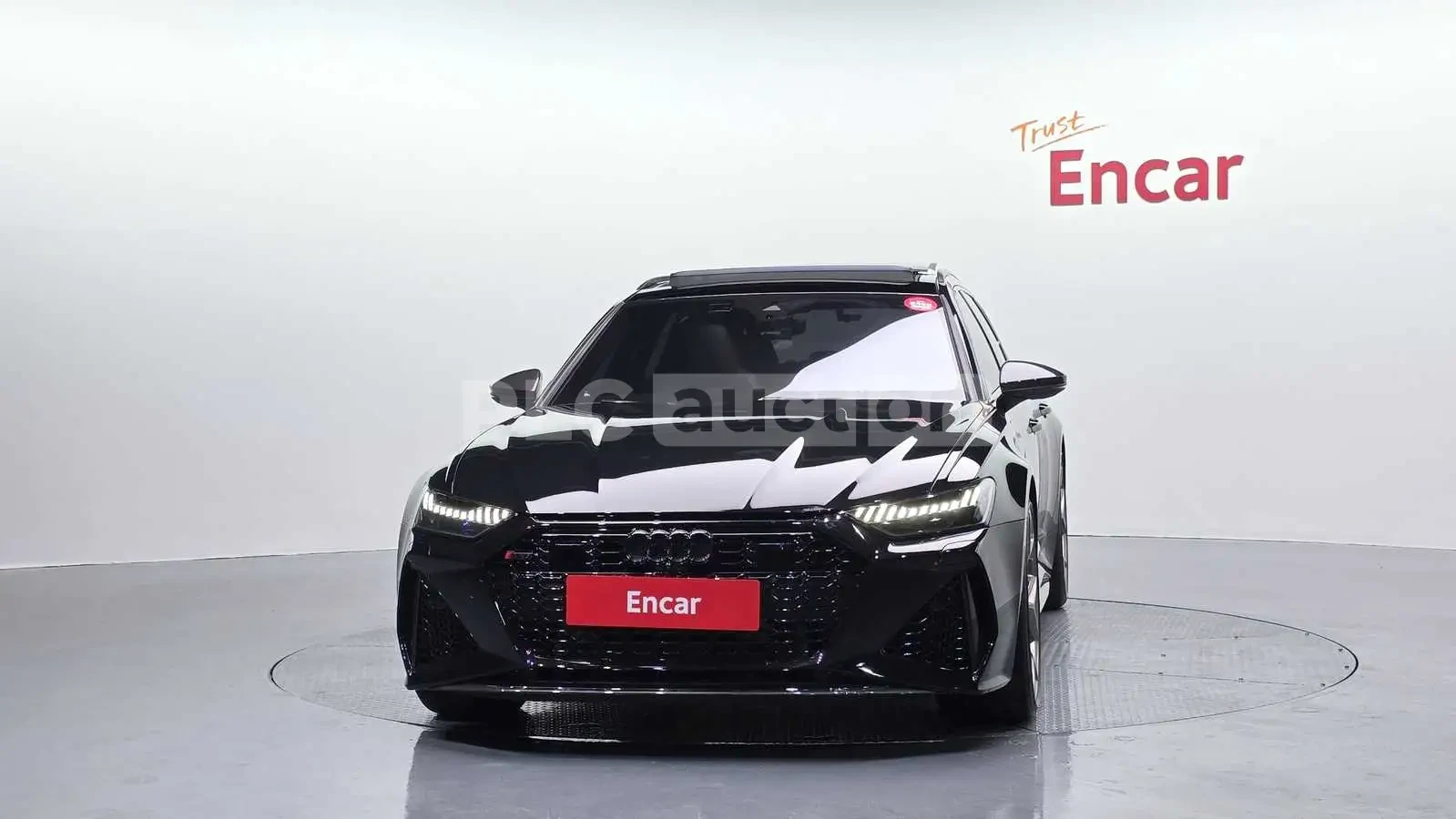 Audi Rs6 2025* FULL* КРАЙНА ЦЕНА, снимка 2 - Автомобили и джипове - 53947622