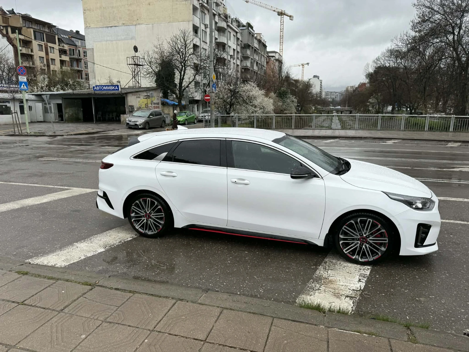 Kia Pro ceed GT, снимка 4 - Автомобили и джипове - 54147683