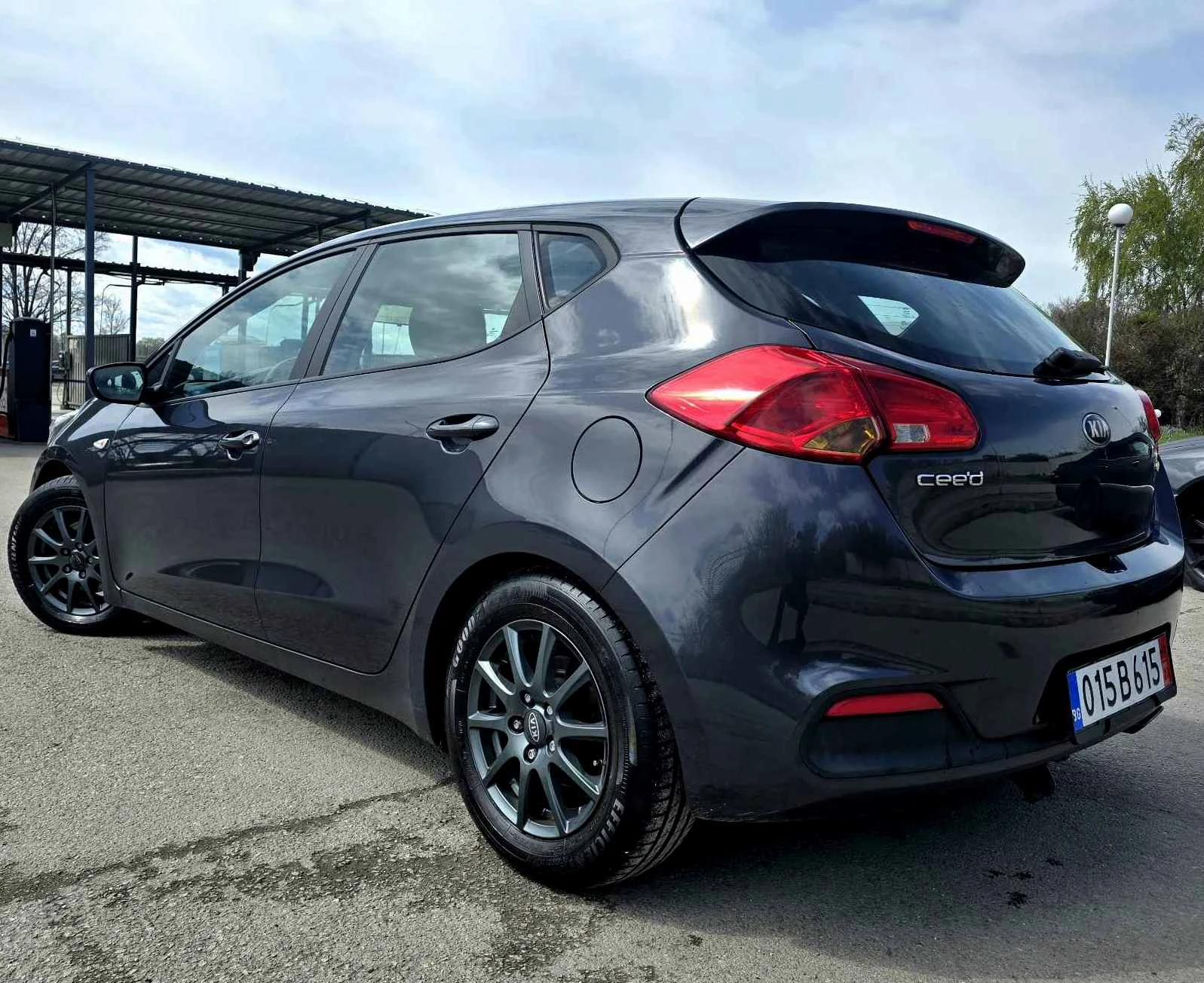 Kia Ceed KATO НОВ/1.6i/135hp, снимка 6 - Автомобили и джипове - 54254197