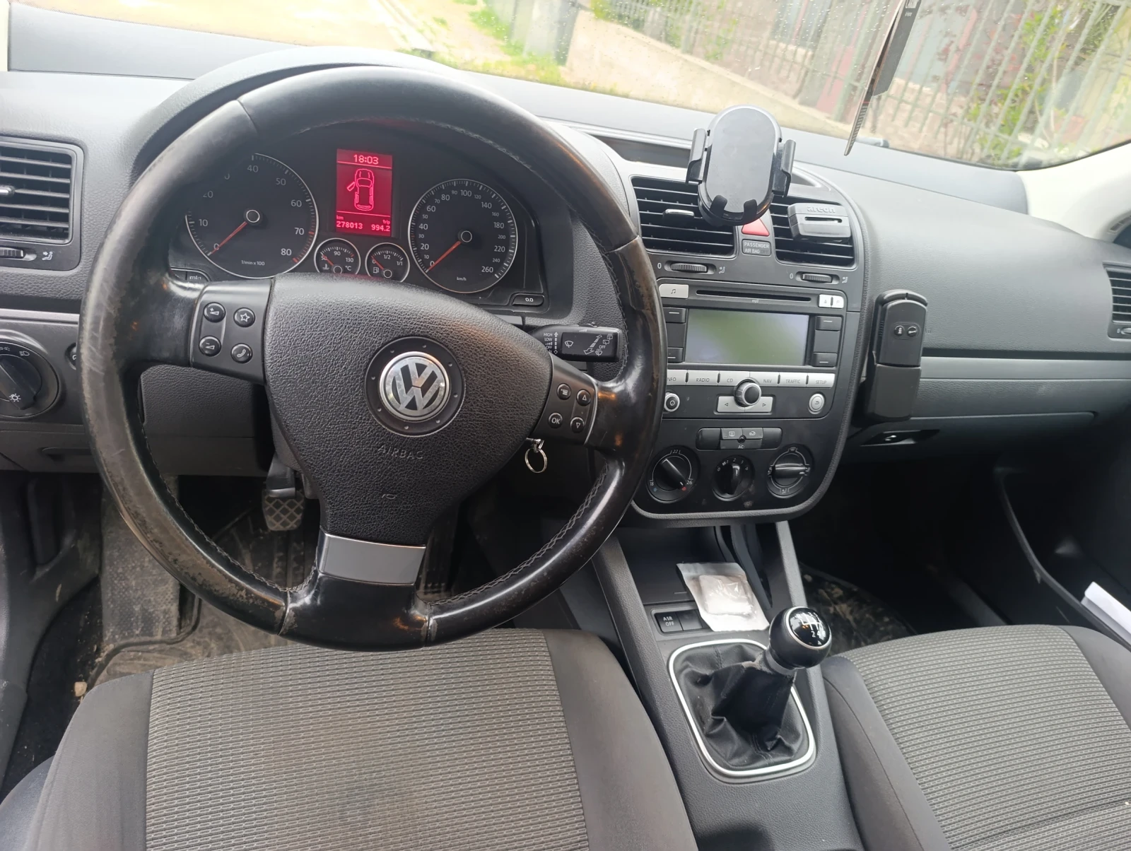 VW Golf TSI, снимка 4 - Автомобили и джипове - 54271293