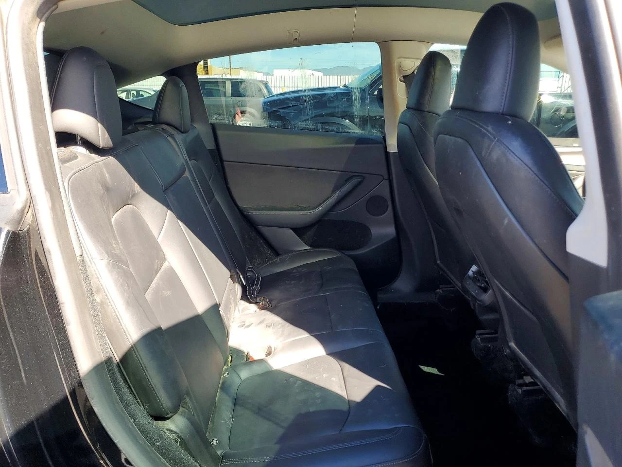 Tesla Model Y, снимка 10 - Автомобили и джипове - 54273374