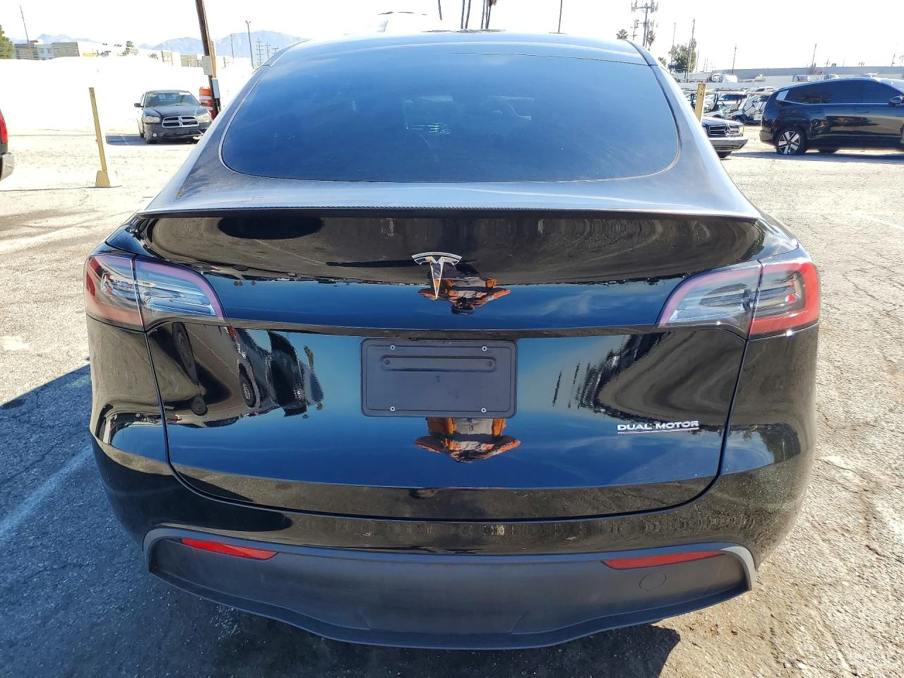 Tesla Model Y, снимка 6 - Автомобили и джипове - 54273374