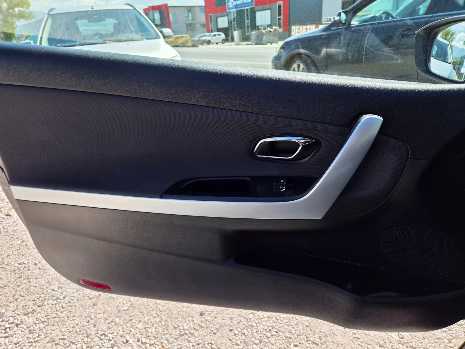 Kia Ceed 1.6Diesel Coupe, снимка 17 - Автомобили и джипове - 54530920