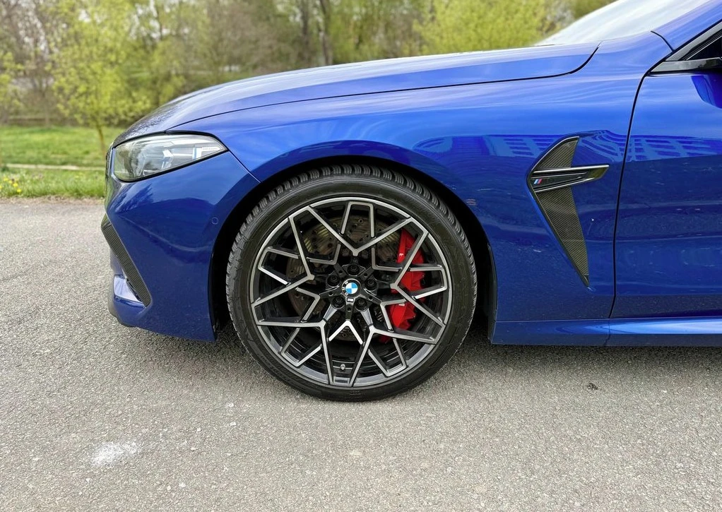 BMW M8 Competition xDrive, снимка 3 - Автомобили и джипове - 55043411