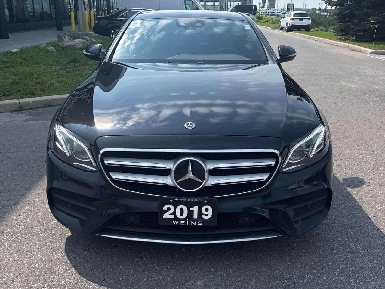 Mercedes-Benz E 300 4MATIC * ГЛАВНО ПРЕДСТАВИТЕЛСТВО НА MERCEDES* , снимка 2 - Автомобили и джипове - 55641201