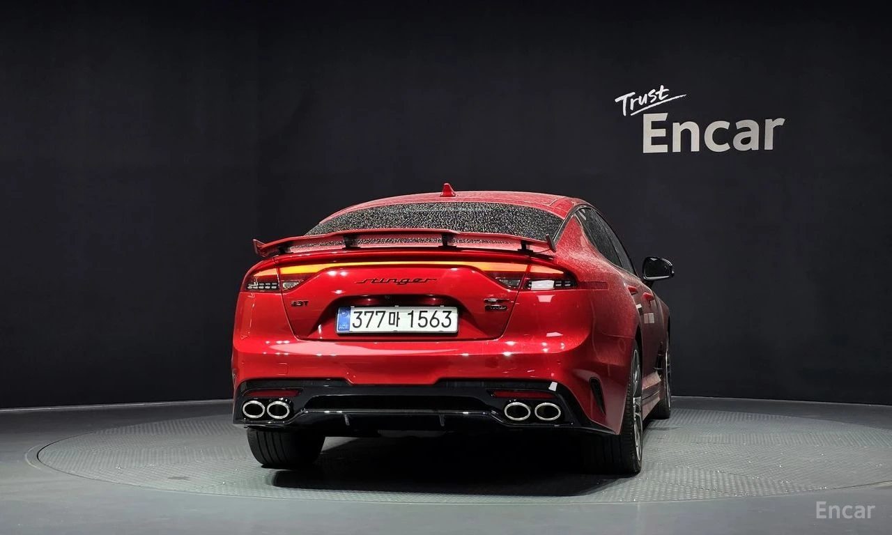 Kia Stinger 3.3 GT AWD* DISTRONIC* LEXICON* 360* ХЕДЪП* PANO* , снимка 4 - Автомобили и джипове - 55665792