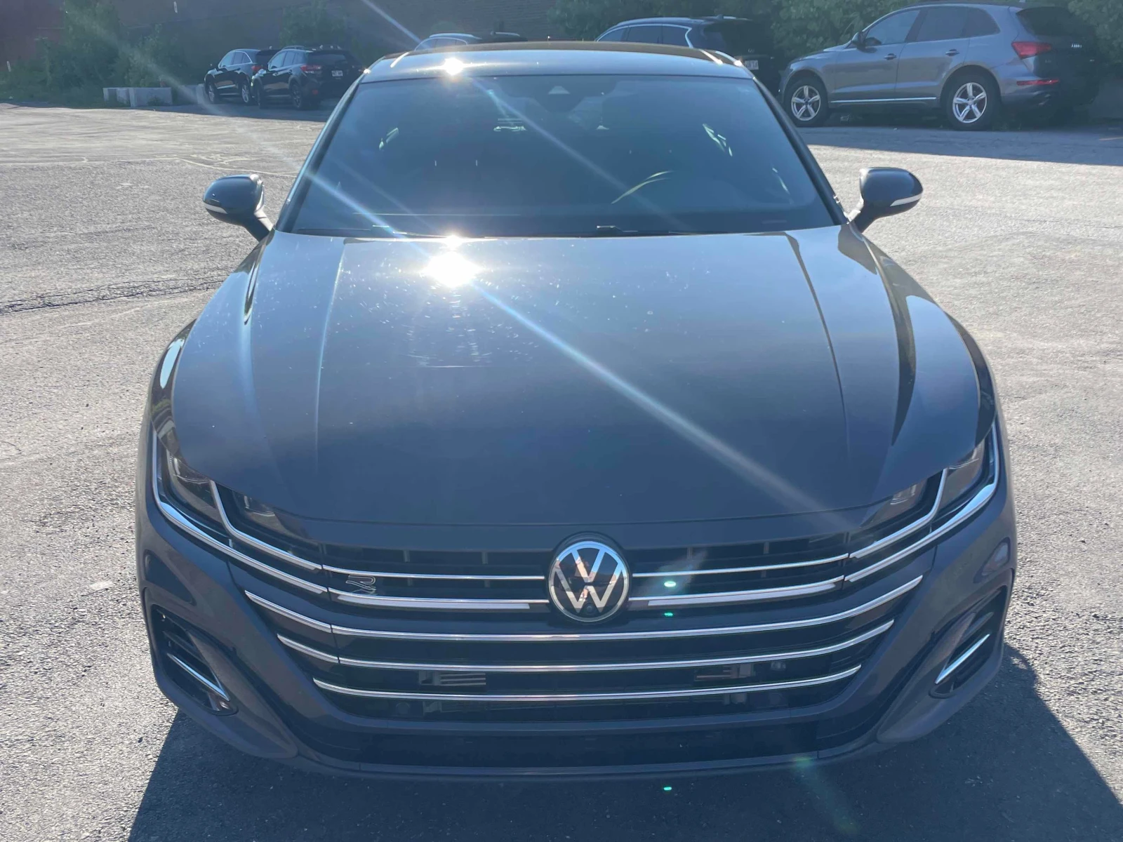 VW Arteon EXECLINE R-LINE| PANO| ОБДУХ| 360| , снимка 6 - Автомобили и джипове - 55953613