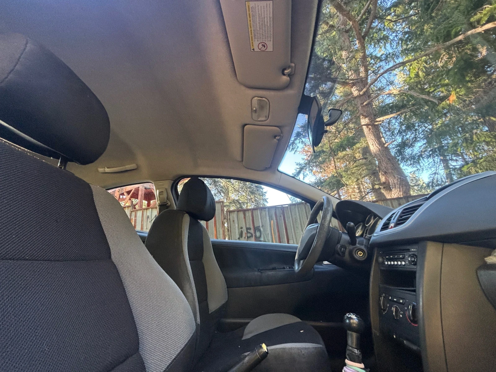 Peugeot 207 1.6 HDI, снимка 9 - Автомобили и джипове - 55980873