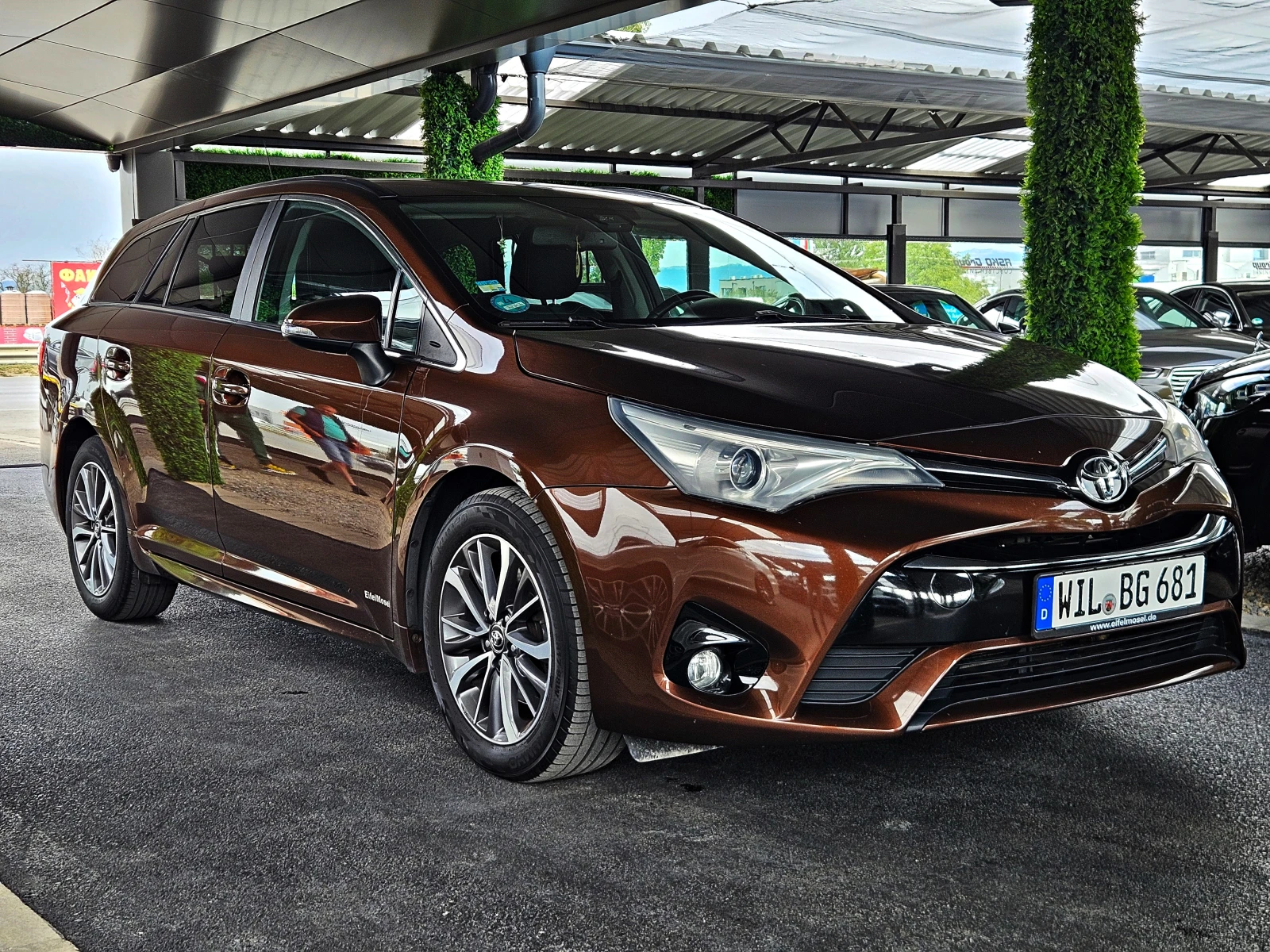 Toyota Avensis FACE/D-4D/GERMANY/DISTRON/CAMERA/ПОДГРЕВ/LINE ASYS, снимка 3 - Автомобили и джипове - 56225031
