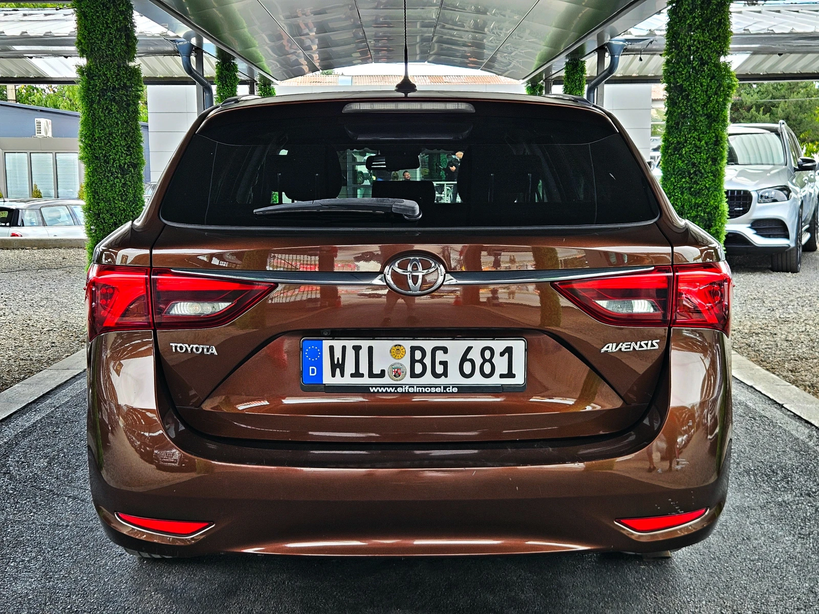 Toyota Avensis FACE/D-4D/GERMANY/DISTRON/CAMERA/ПОДГРЕВ/LINE ASYS, снимка 6 - Автомобили и джипове - 56225031