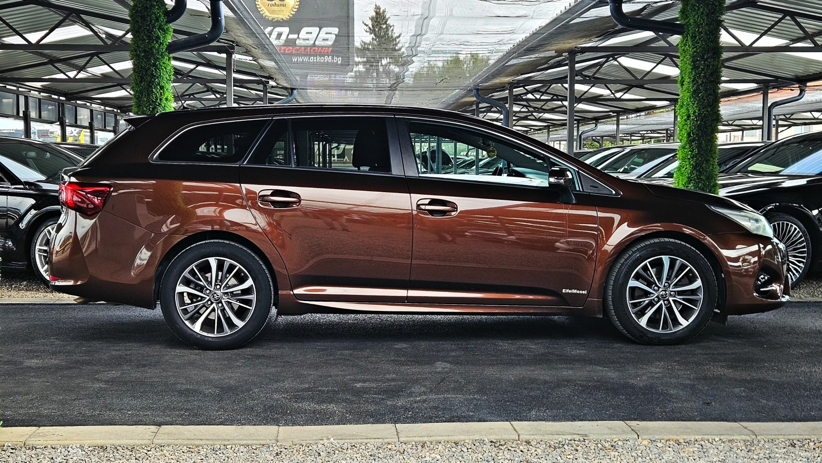 Toyota Avensis FACE/D-4D/GERMANY/DISTRON/CAMERA/ПОДГРЕВ/LINE ASYS, снимка 4 - Автомобили и джипове - 56225031