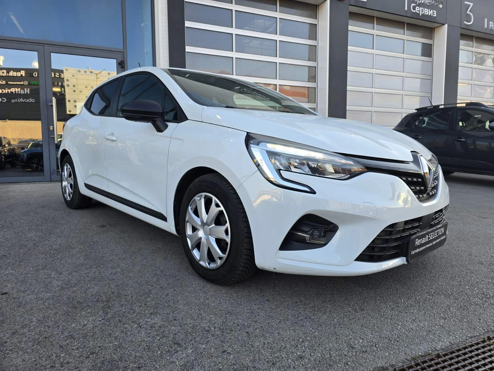 Renault Clio 1.0 TCe 75, снимка 2 - Автомобили и джипове - 56256336