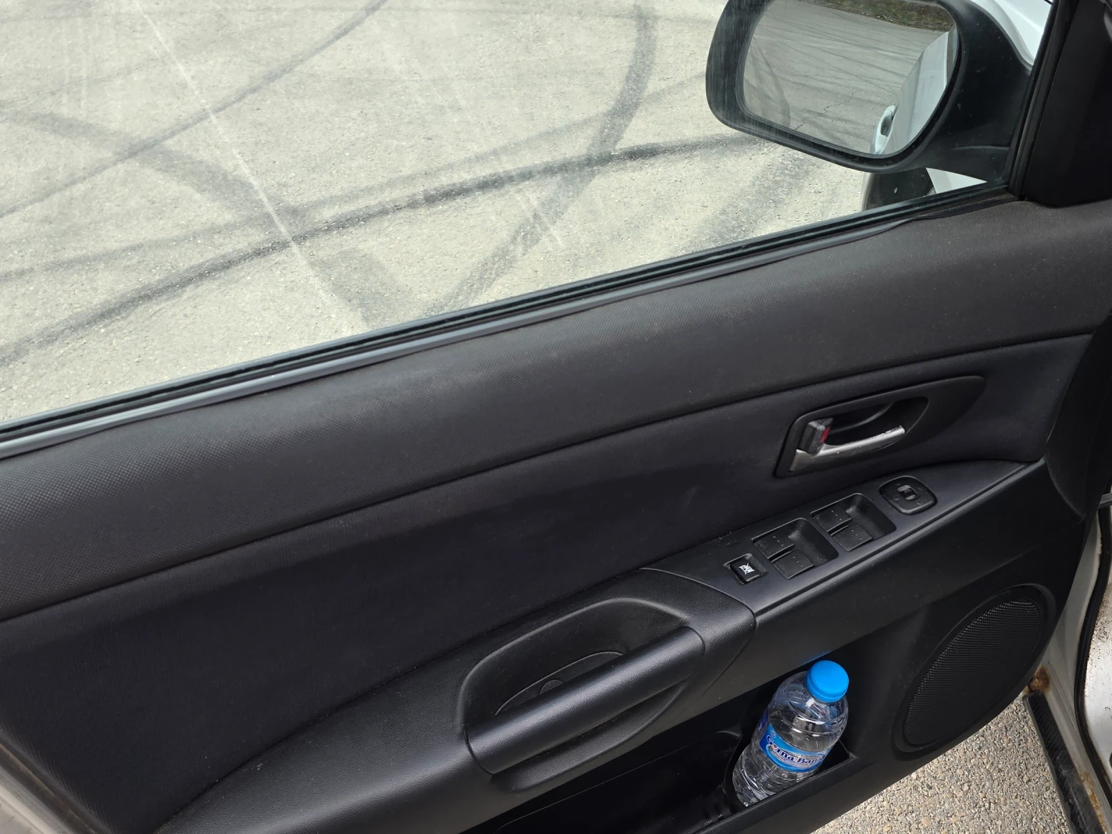 Mazda 3, снимка 9 - Автомобили и джипове - 56311645