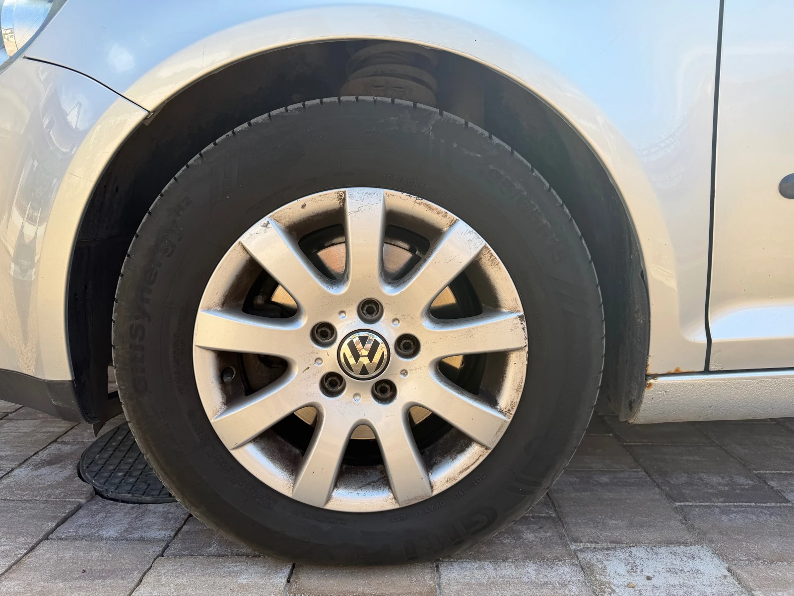 VW Golf Plus 1.6 MPI BSE ГАЗ, снимка 10 - Автомобили и джипове - 56390745