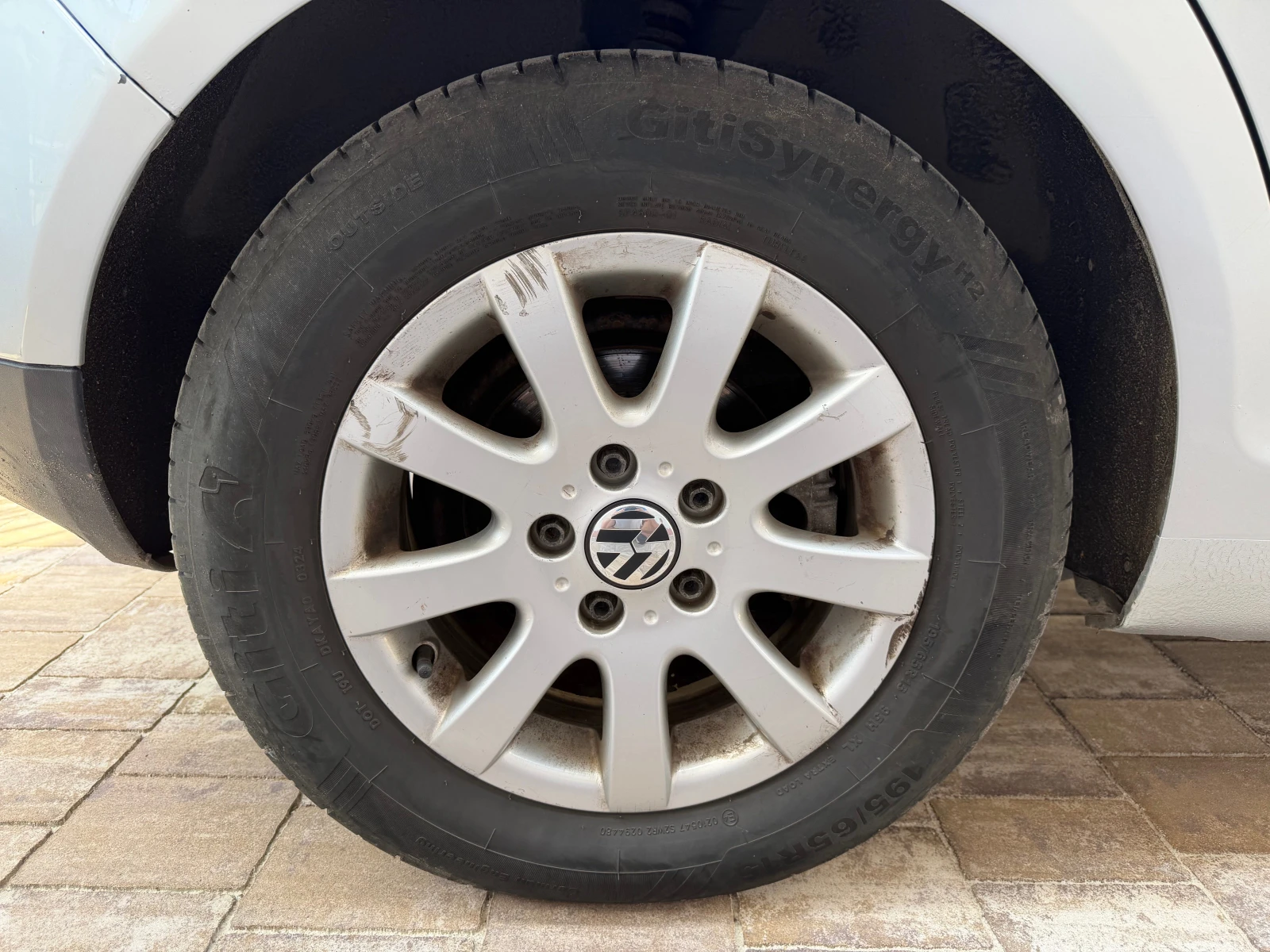VW Golf Plus 1.6 MPI BSE ГАЗ, снимка 8 - Автомобили и джипове - 56390745