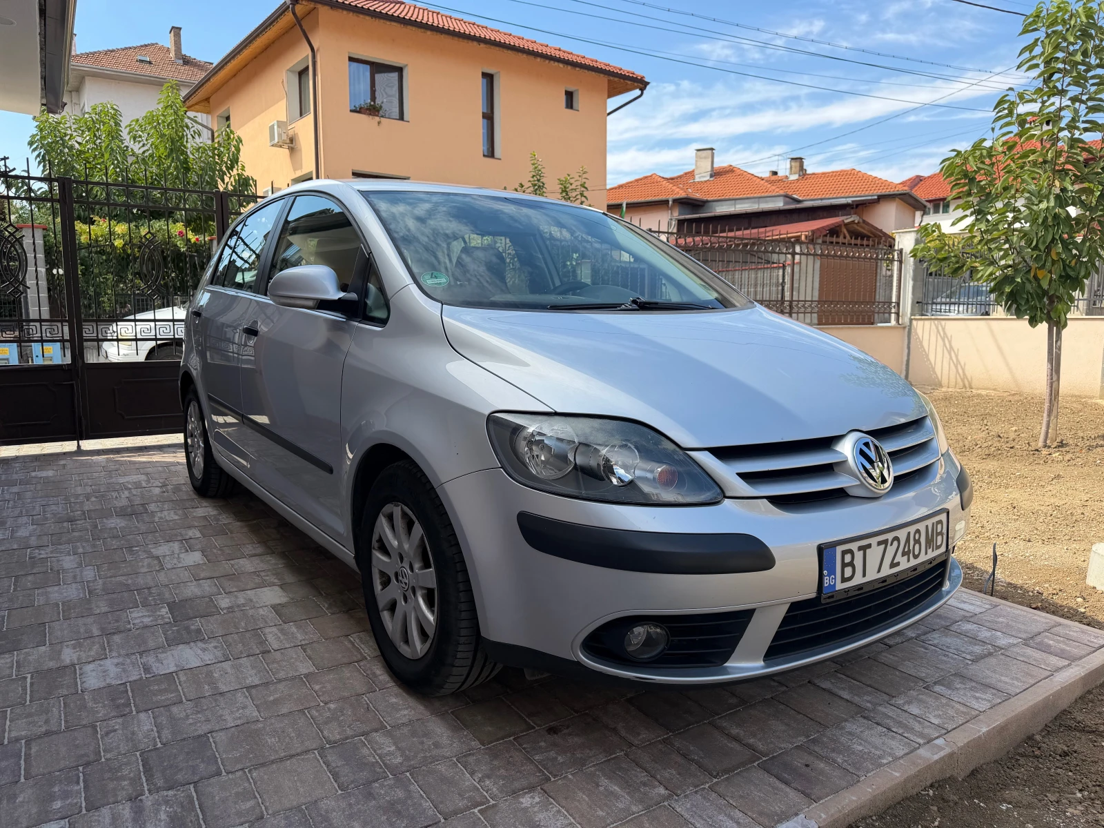 VW Golf Plus 1.6 MPI BSE ГАЗ, снимка 6 - Автомобили и джипове - 56390745