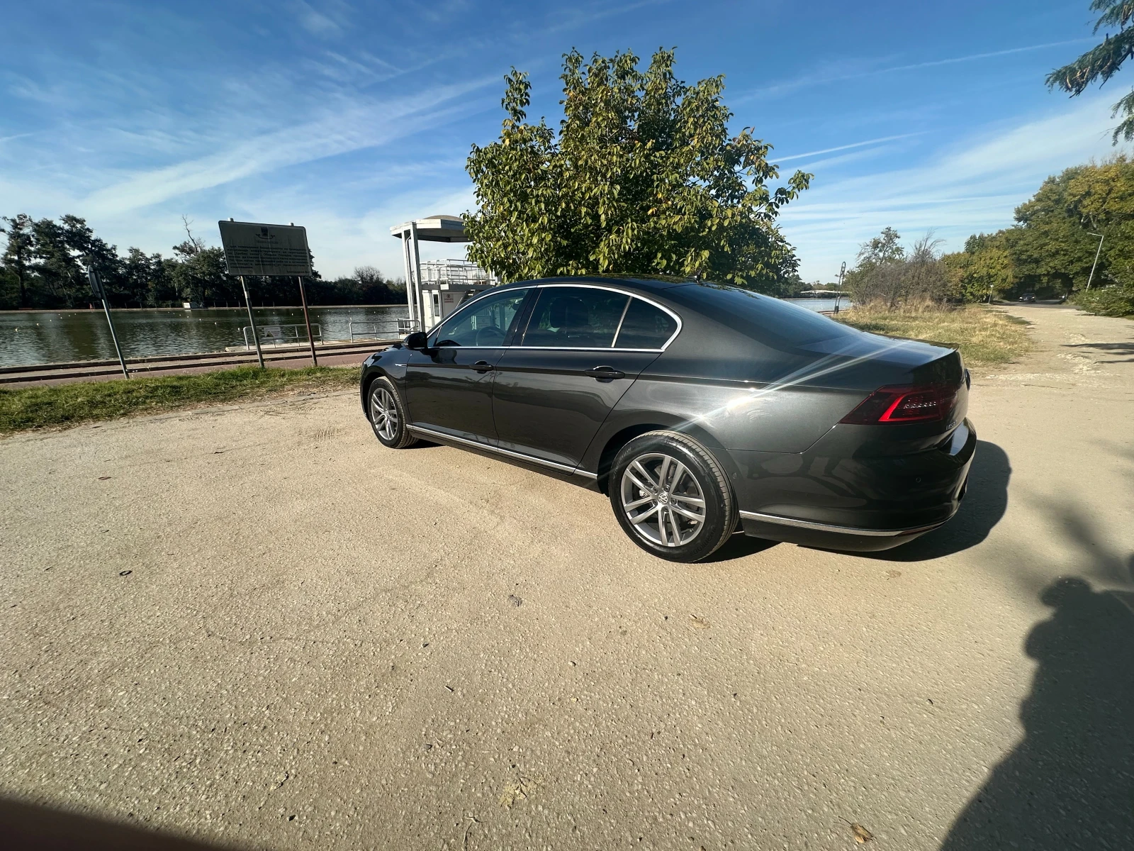 VW Passat, снимка 6 - Автомобили и джипове - 56406524