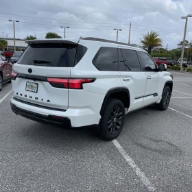 Toyota Sequoia Platinum   4WD без удари и щети , снимка 5