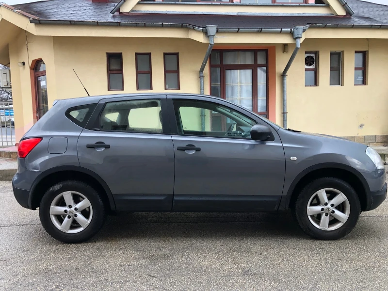 Nissan Qashqai 1.6i БЕНЗИН, снимка 4 - Автомобили и джипове - 48297600