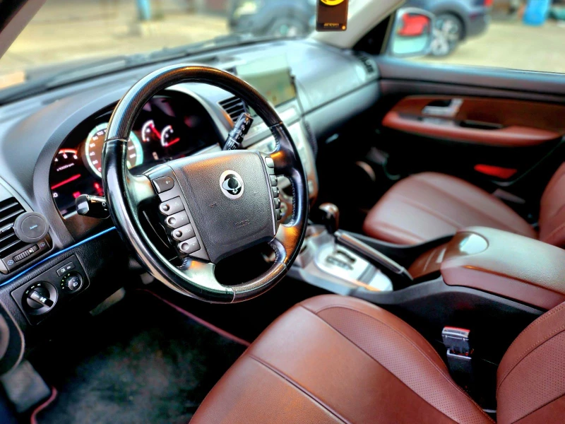 SsangYong Rexton W, 4x4, 7 места, снимка 11 - Автомобили и джипове - 48491565