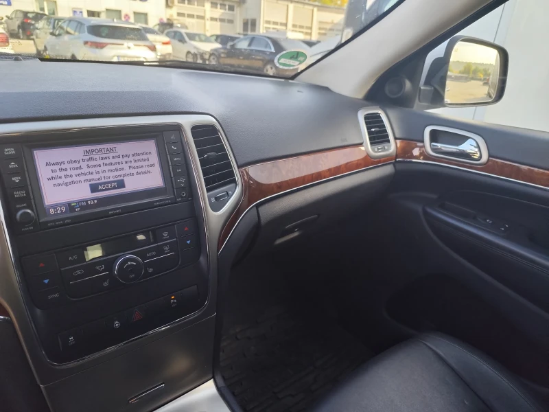 Jeep Grand cherokee 3.0 CRD, снимка 10 - Автомобили и джипове - 53065716