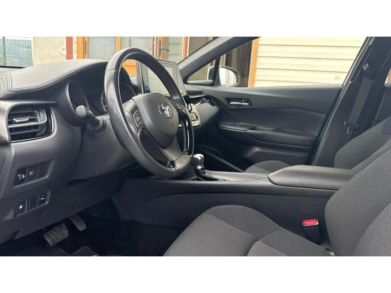 Toyota C-HR 1.8HSD Club, снимка 12 - Автомобили и джипове - 48704454