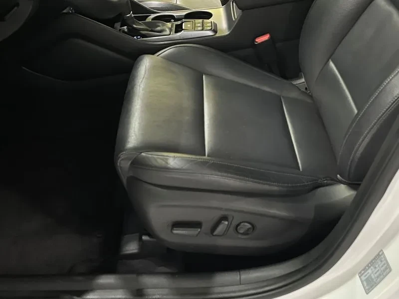 Hyundai Tucson 1.7 2Wd Modern, снимка 10 - Автомобили и джипове - 55651901