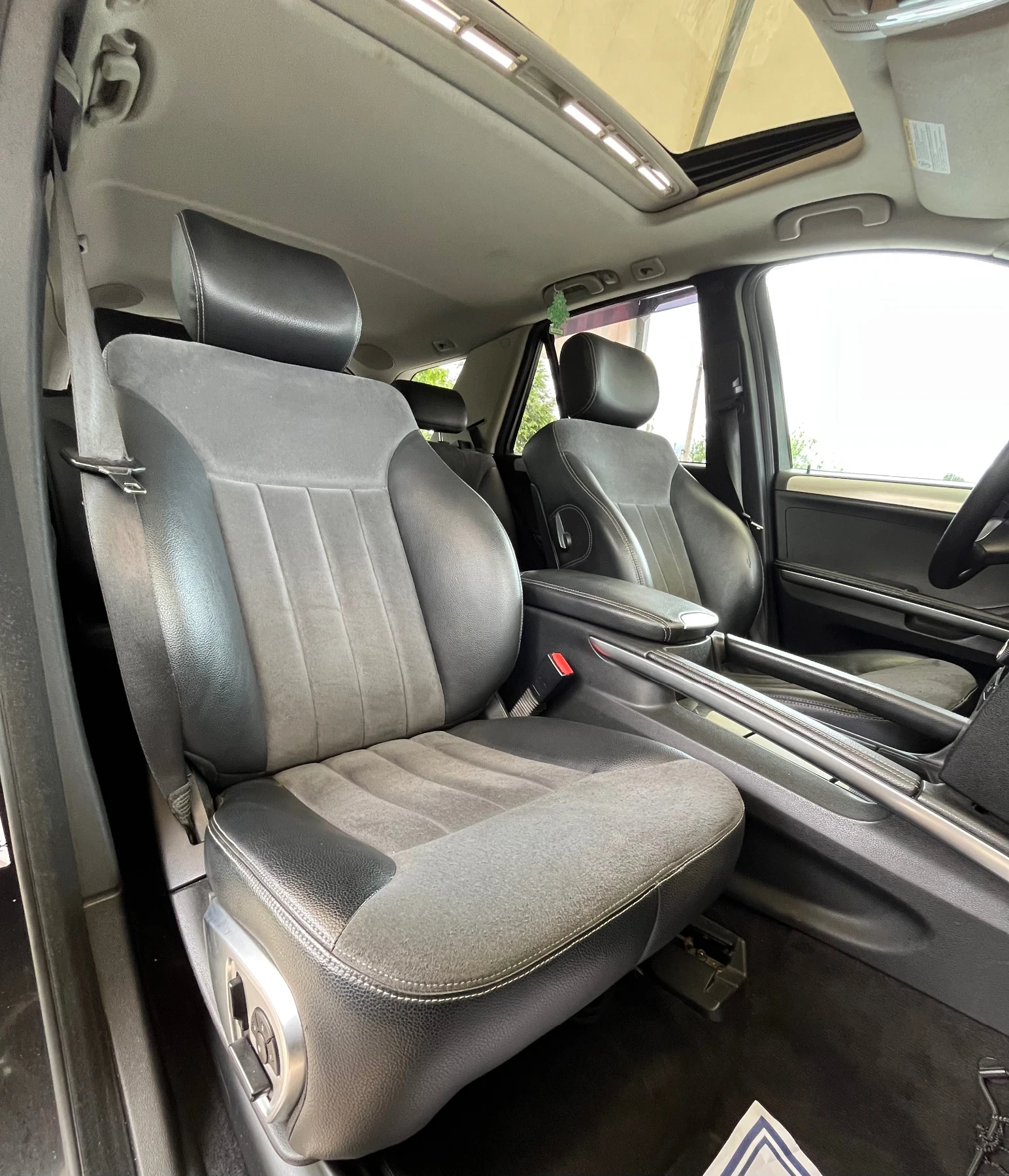 Mercedes-Benz ML 320 4-MATIC* NAVI* ШИБЕДАХ* TOP* СОБСТВЕН ЛИЗИНГ - изображение 7