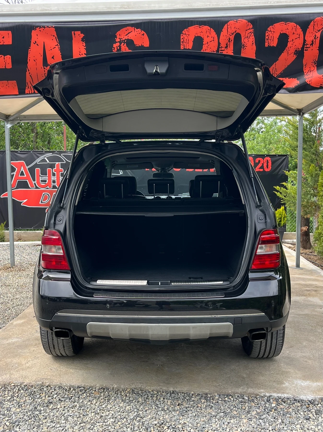 Mercedes-Benz ML 320 4-MATIC* NAVI* ШИБЕДАХ* TOP* СОБСТВЕН ЛИЗИНГ - изображение 6