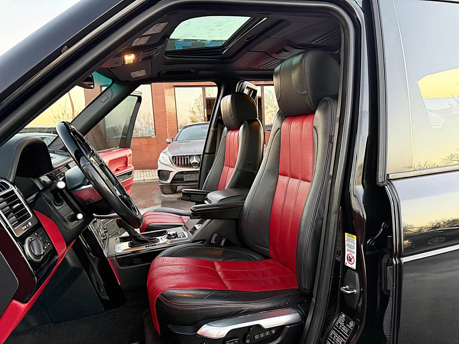 Land Rover Range rover AUTOBIOGRAPHY-MONITORI-BIXENON-LED-ПОРЪЧКОВ-FULL ! - изображение 8