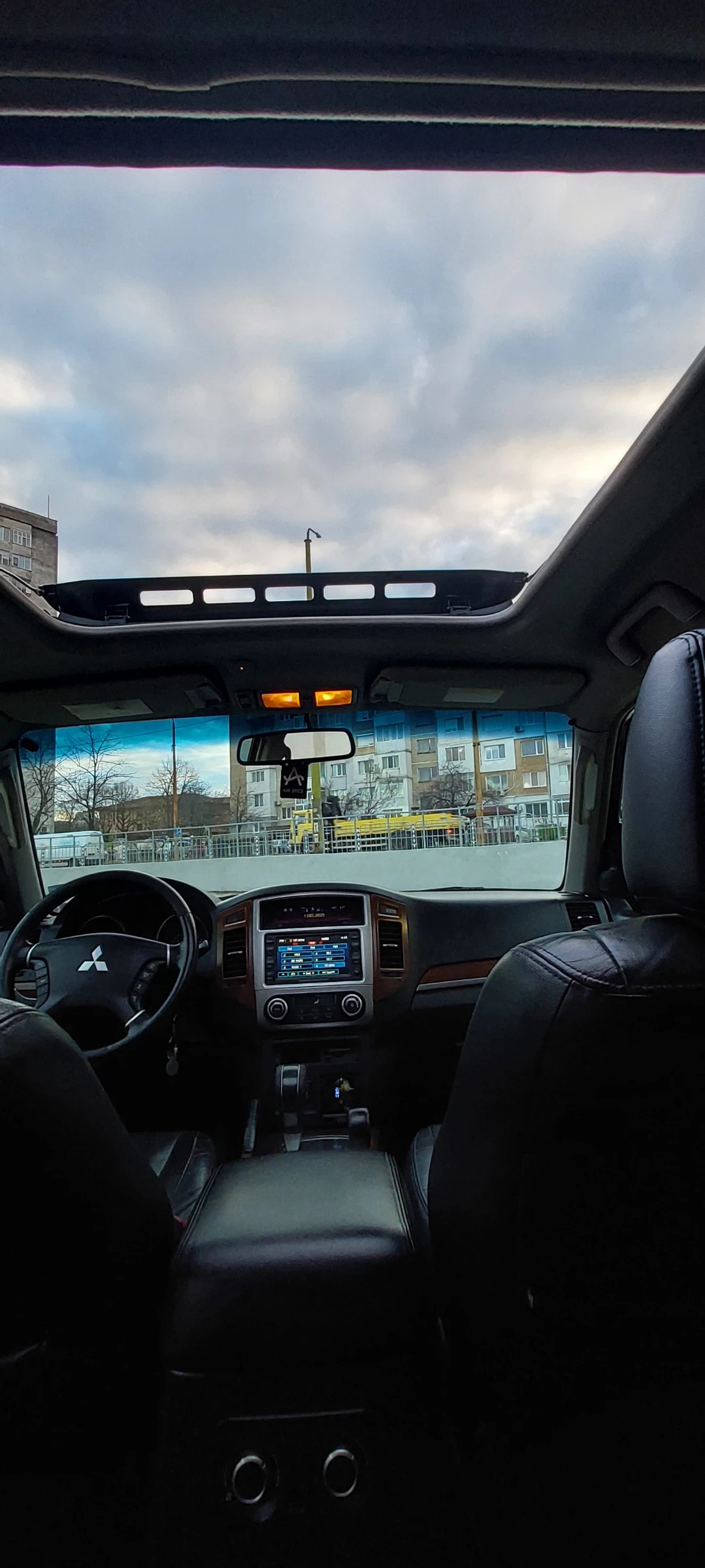 Mitsubishi Pajero 3.8, V6, Full, Gas, 7- местен - изображение 5