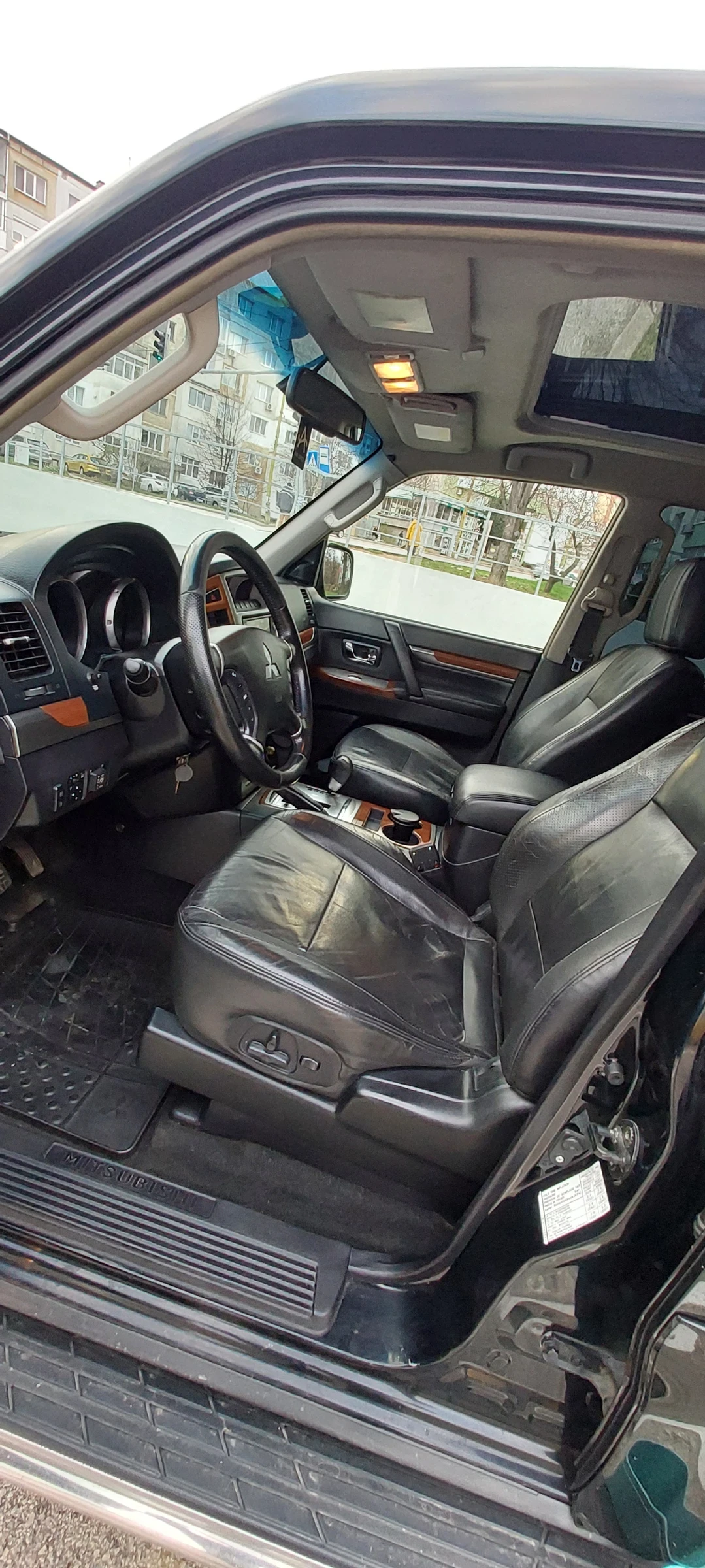 Mitsubishi Pajero 3.8, V6, Full, Gas, 7- местен - изображение 7