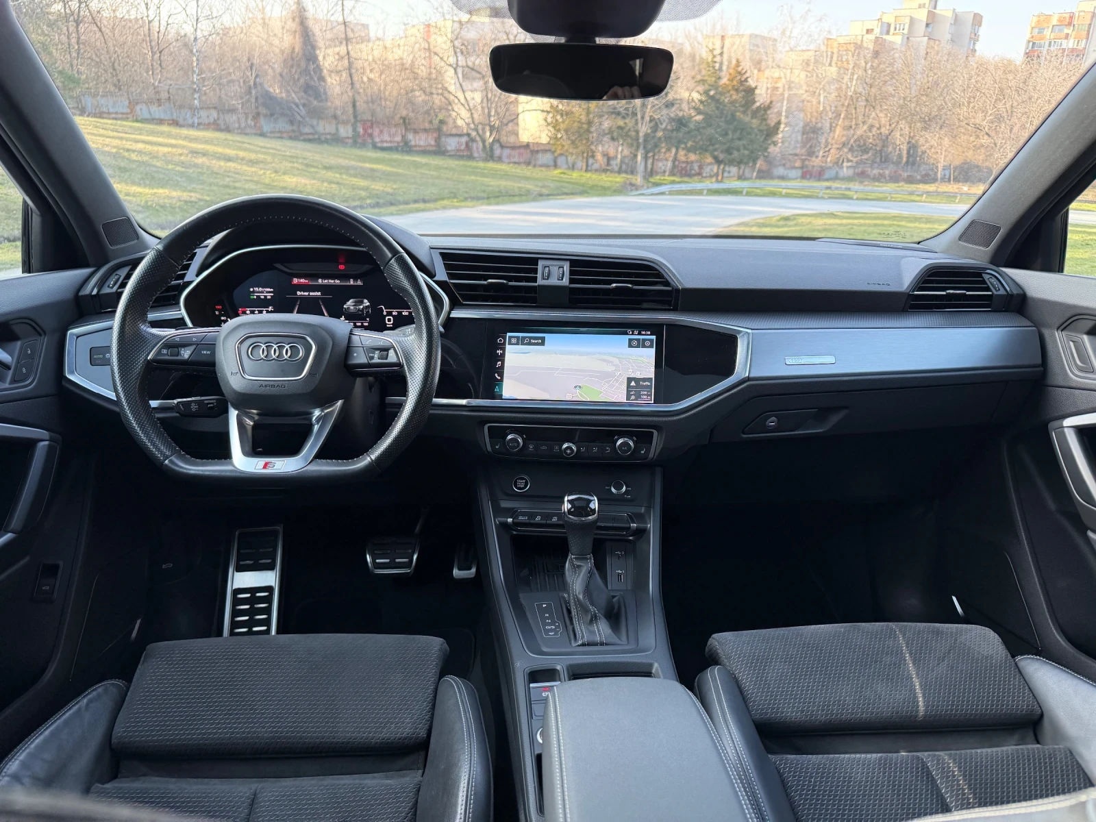 Audi Q3 Sportback S line, снимка 6 - Автомобили и джипове - 53952258