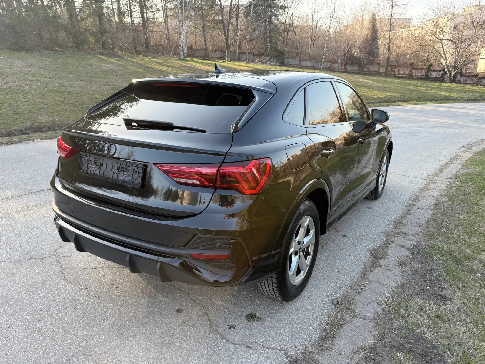 Audi Q3 Sportback S line, снимка 4 - Автомобили и джипове - 53952258