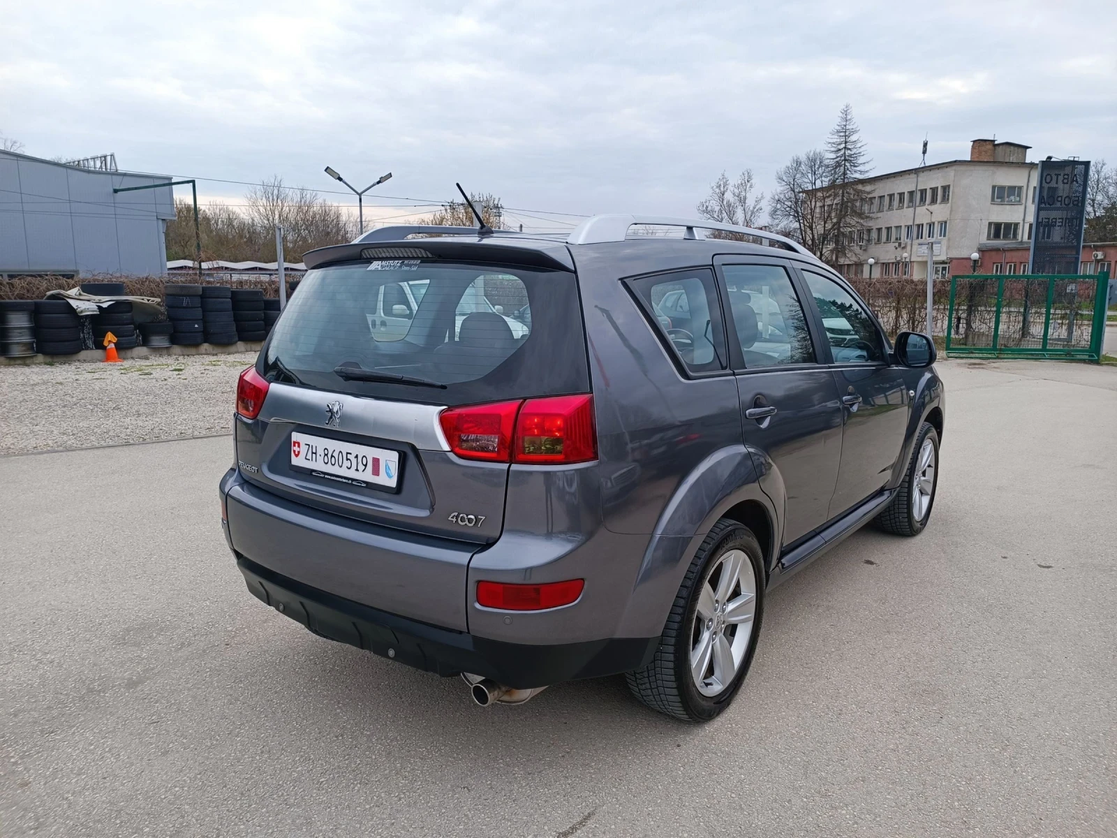 Peugeot 4007 2.4i-170кс-ШВЕЙЦАРИЯ-РЪЧКА-4Х4-7м, снимка 3 - Автомобили и джипове - 54058730