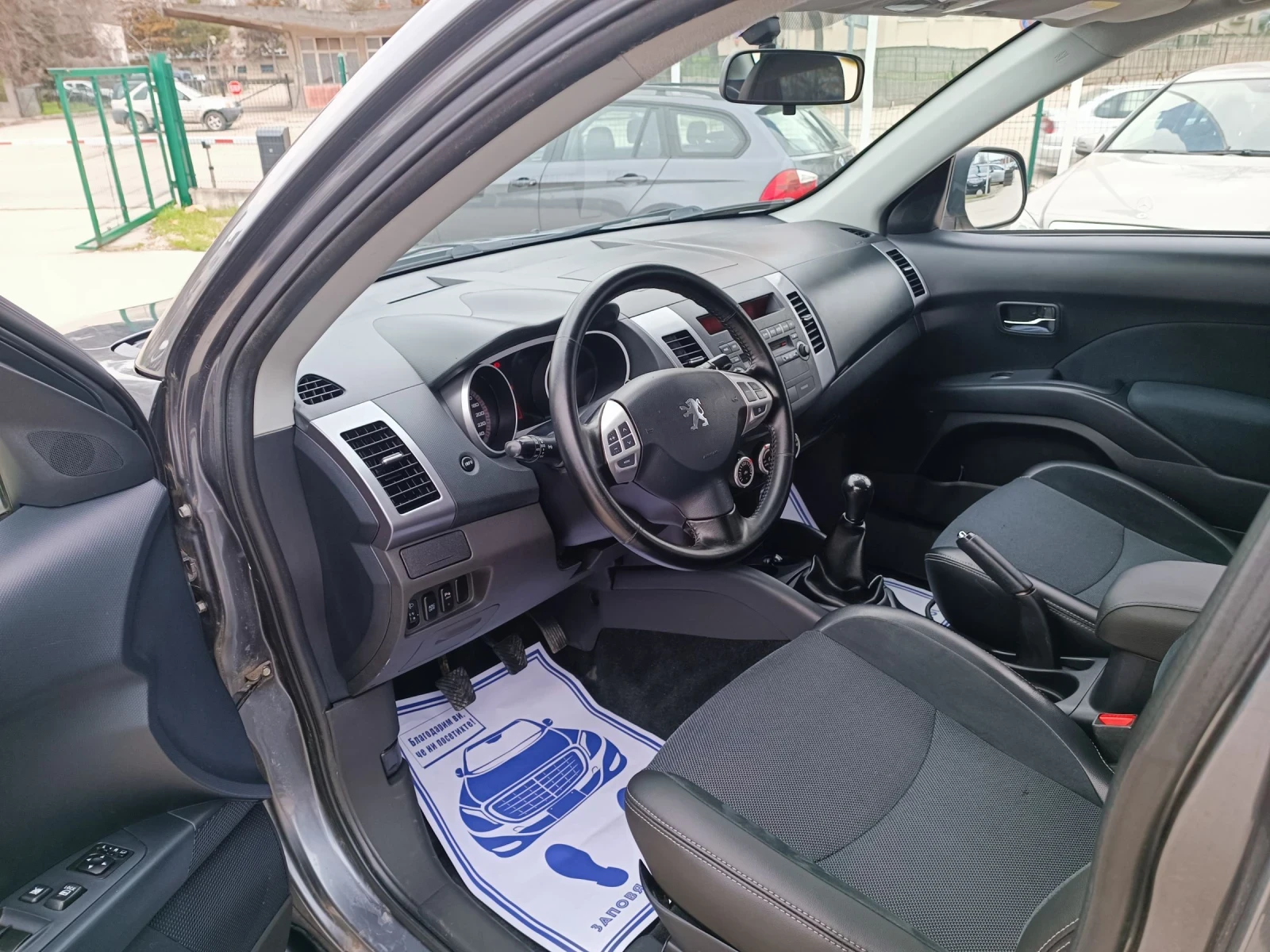 Peugeot 4007 2.4i-170кс-ШВЕЙЦАРИЯ-РЪЧКА-4Х4-7м, снимка 8 - Автомобили и джипове - 54058730