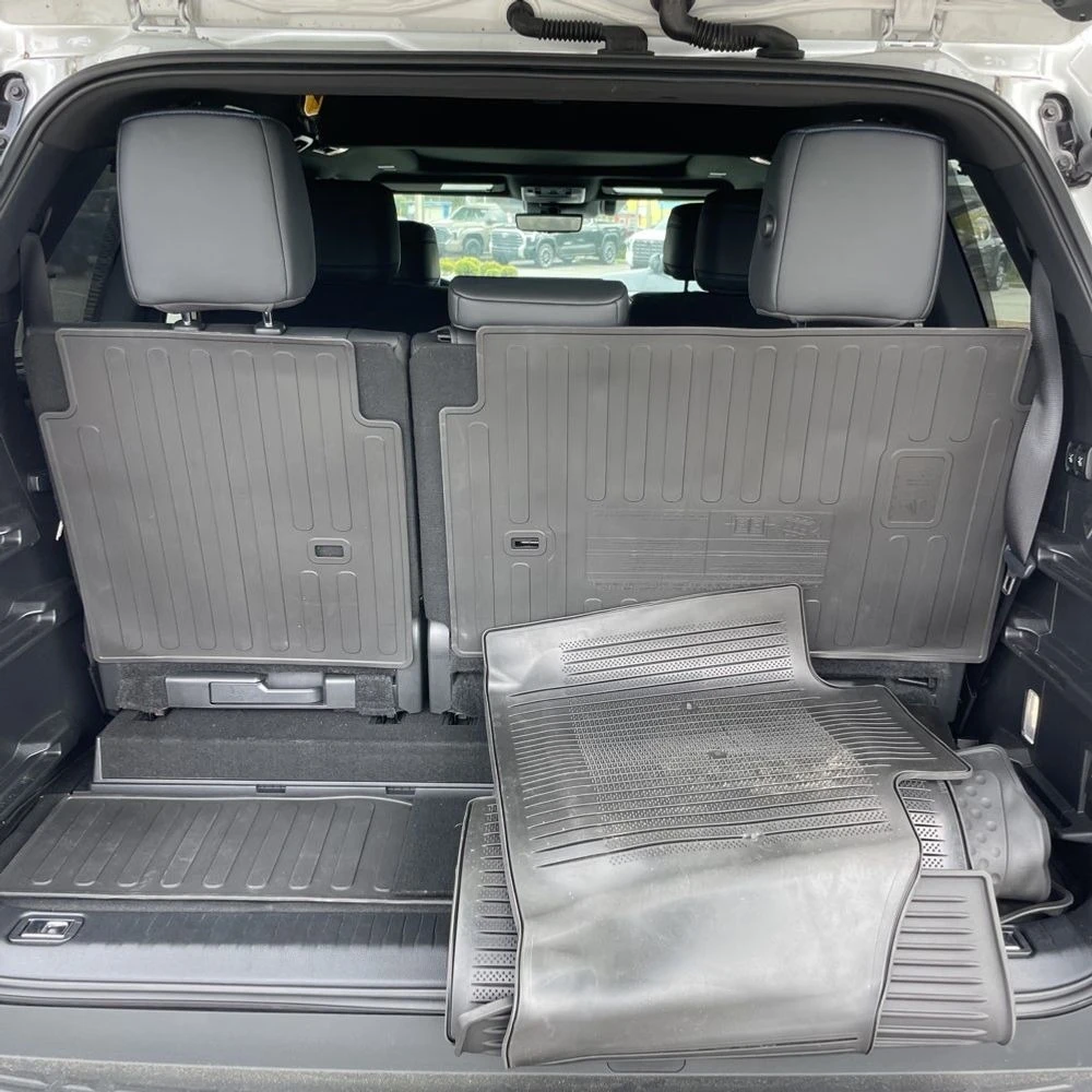 Toyota Sequoia Platinum   4WD без удари и щети , снимка 10 - Автомобили и джипове - 54231154