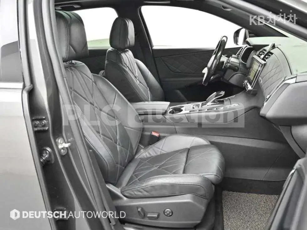 DS DS 7 Crossback 2.0| КАМЕРА| ПАНО| DIST| ПОДГРЕВ| ВКЛ.ТЕХНОТЕСТ, снимка 14 - Автомобили и джипове - 54853593