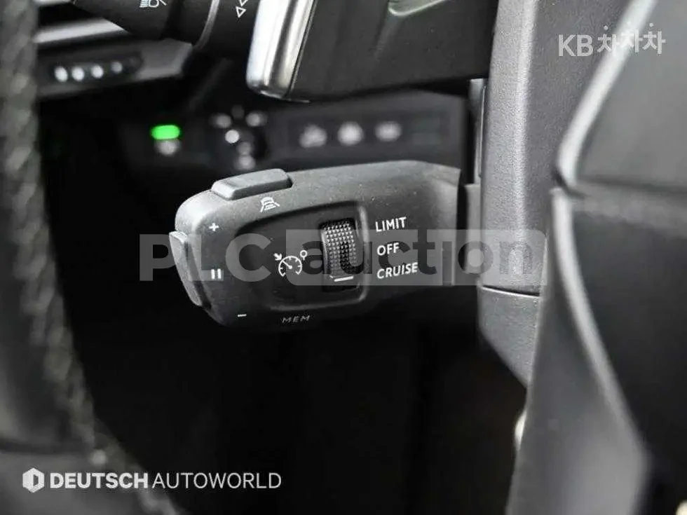 DS DS 7 Crossback 2.0| КАМЕРА| ПАНО| DIST| ПОДГРЕВ| ВКЛ.ТЕХНОТЕСТ, снимка 13 - Автомобили и джипове - 54853593