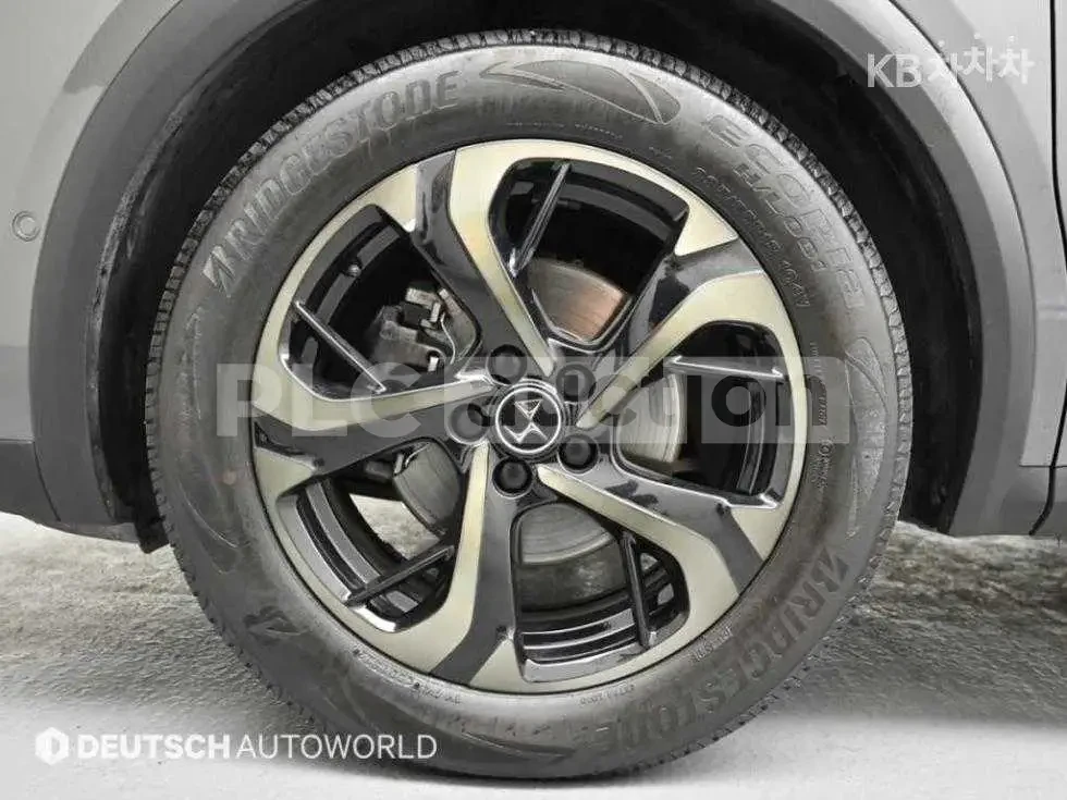DS DS 7 Crossback 2.0| КАМЕРА| ПАНО| DIST| ПОДГРЕВ| ВКЛ.ТЕХНОТЕСТ, снимка 17 - Автомобили и джипове - 54853593