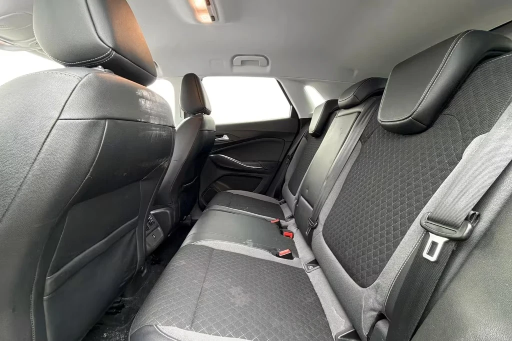 Opel Crossland X 1.6d aut. 120ps DK, снимка 15 - Автомобили и джипове - 54898221