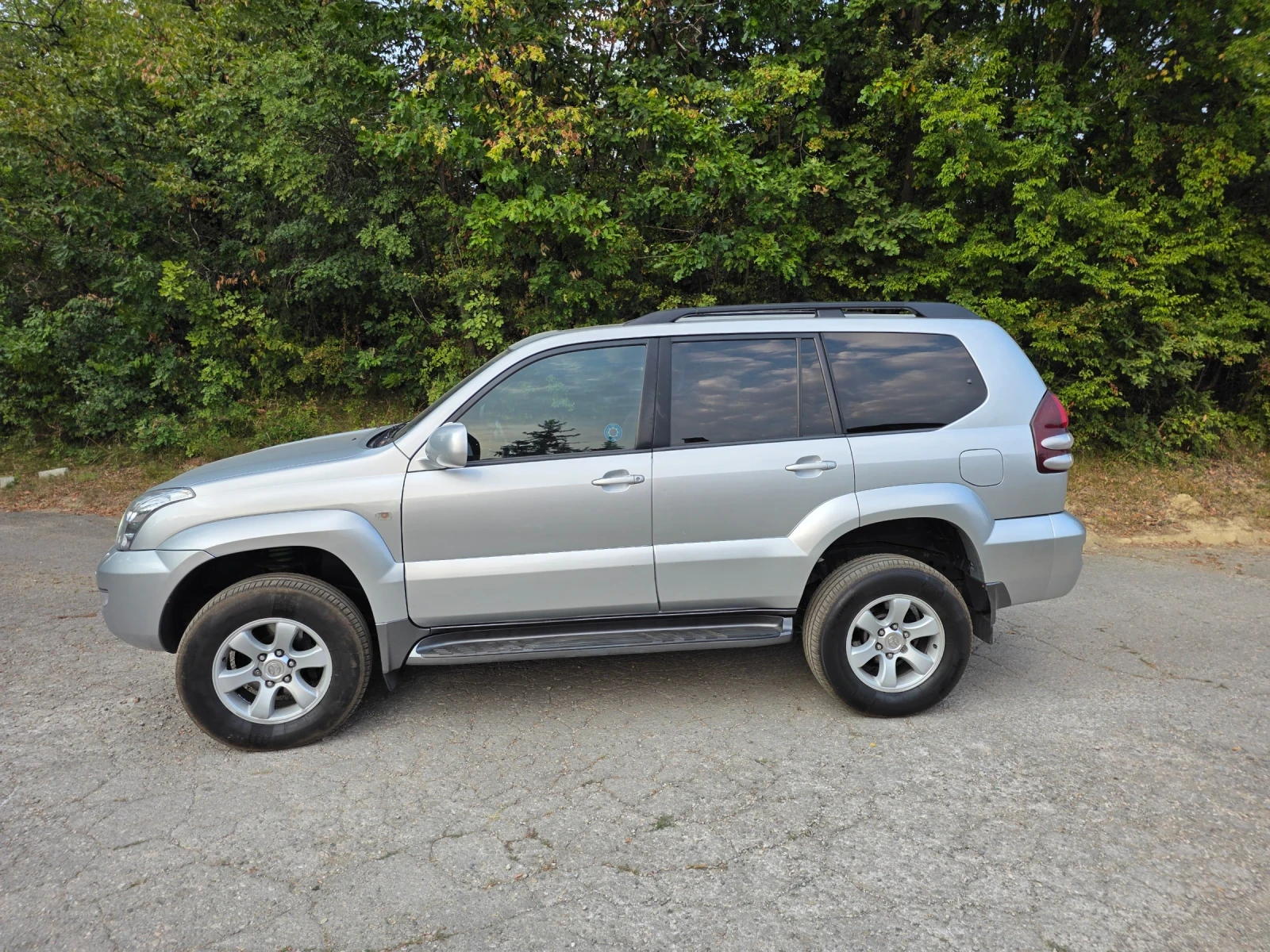 Toyota Land cruiser, снимка 3 - Автомобили и джипове - 55710725