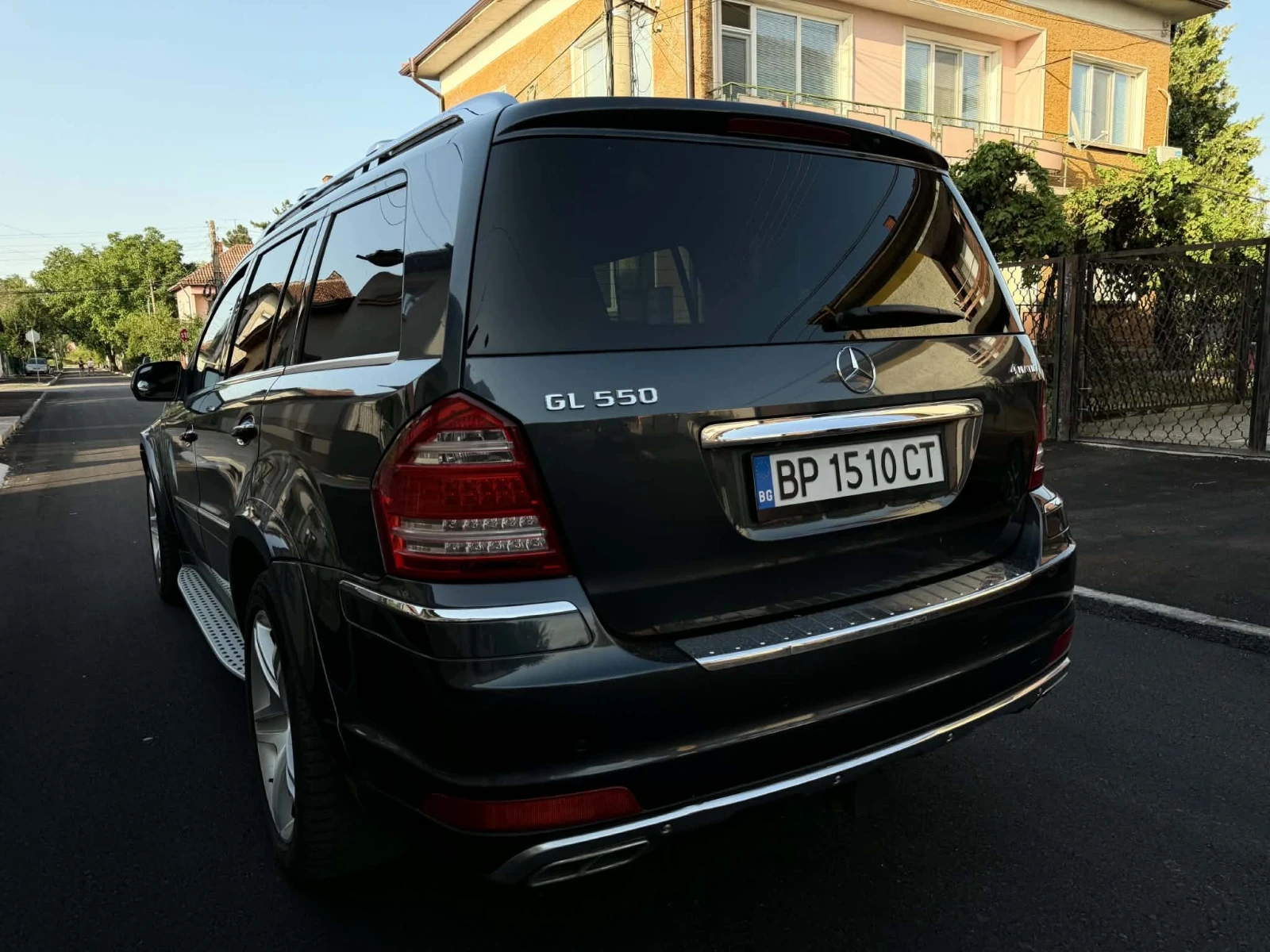 Mercedes-Benz GL 550, снимка 5 - Автомобили и джипове - 55891021