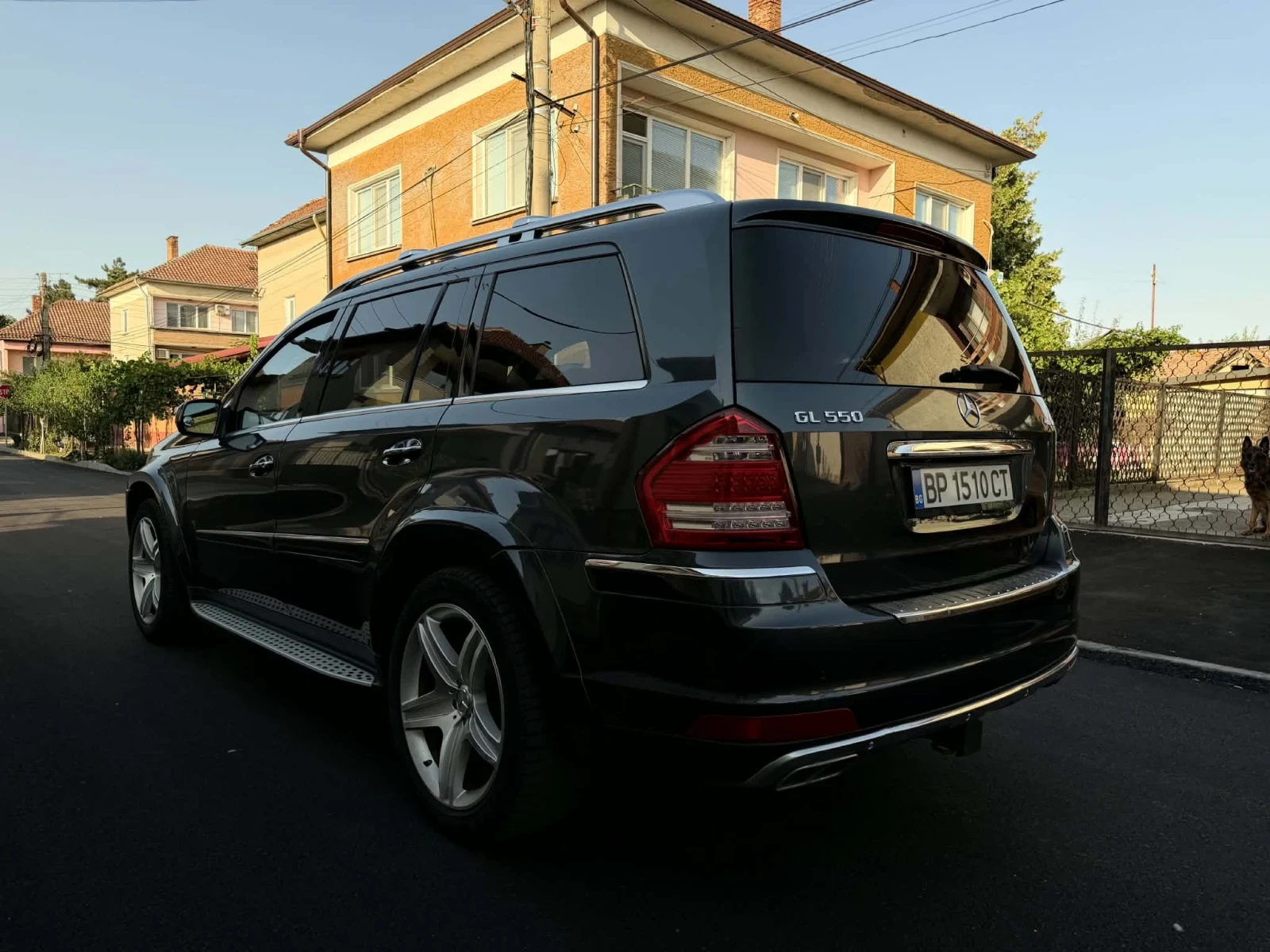 Mercedes-Benz GL 550, снимка 3 - Автомобили и джипове - 55891021