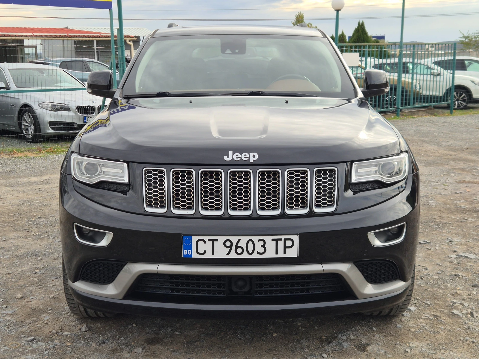 Jeep Grand cherokee 3.0CRDI SUMMIT FULL, снимка 8 - Автомобили и джипове - 56681327