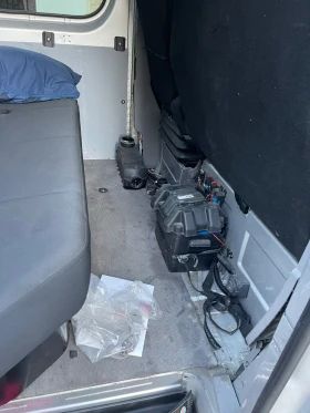 Mercedes-Benz Sprinter 319, снимка 7