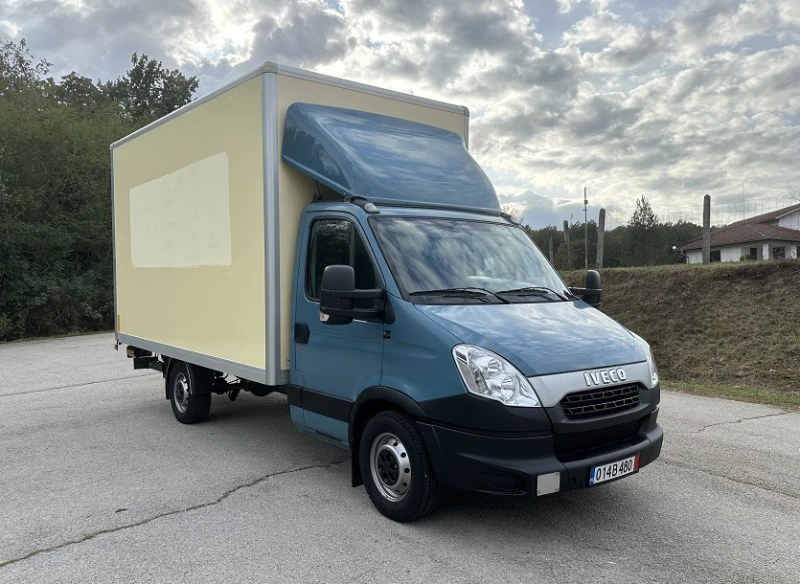 Iveco Daily 3.0HPI* БОРД* КЛИМА* 4.20m, снимка 2 - Бусове и автобуси - 47057844