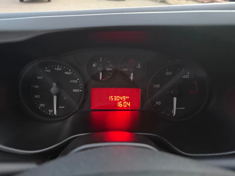 Iveco Daily 2.3, снимка 15 - Бусове и автобуси - 52407368