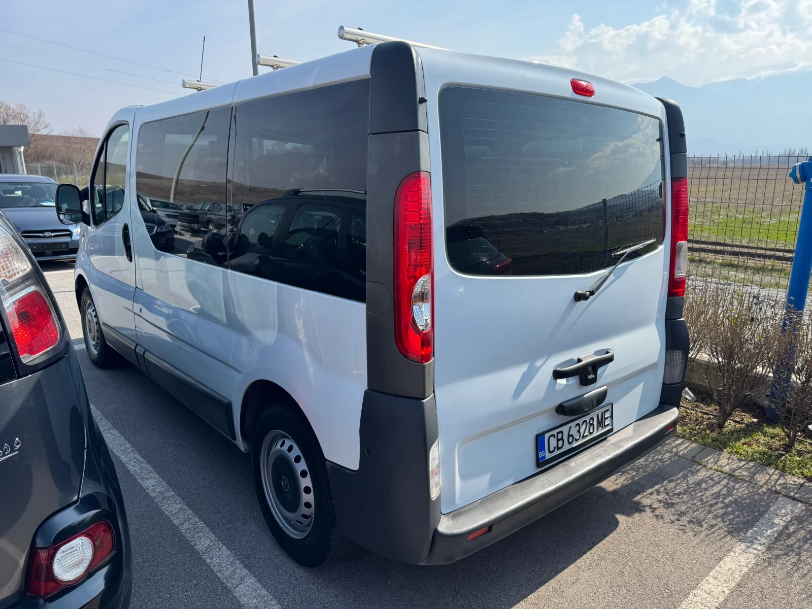 Renault Trafic 2.0D / 8+ 1 / Clima, снимка 2 - Бусове и автобуси - 53754162