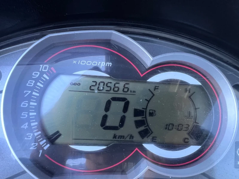 Kymco Xciting 125, снимка 10 - Мотоциклети и мототехника - 51534983